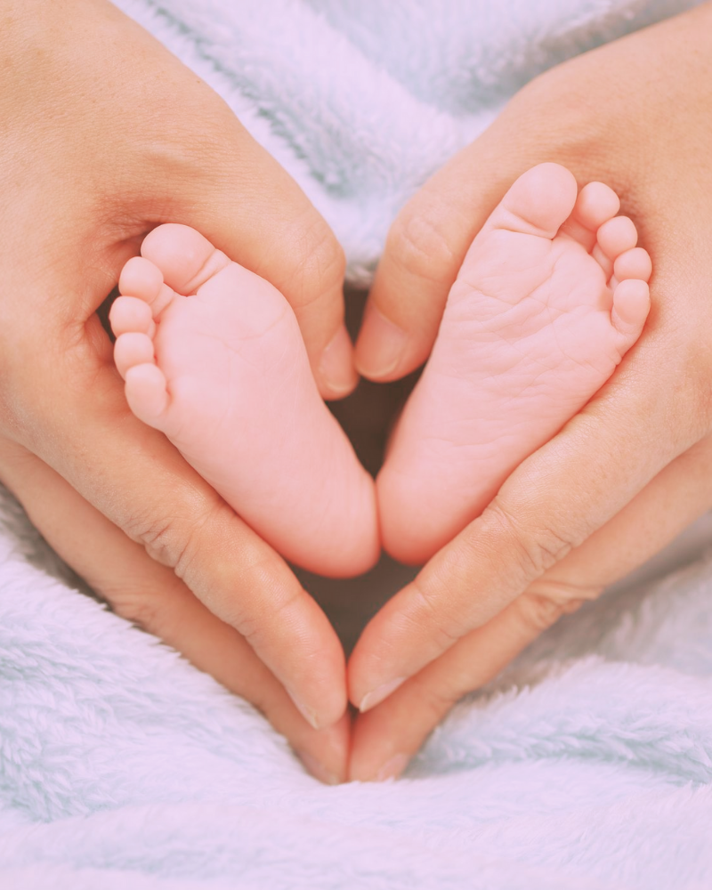 Giving Birth? Recommended Hospital Bag Essentials from a Mom!