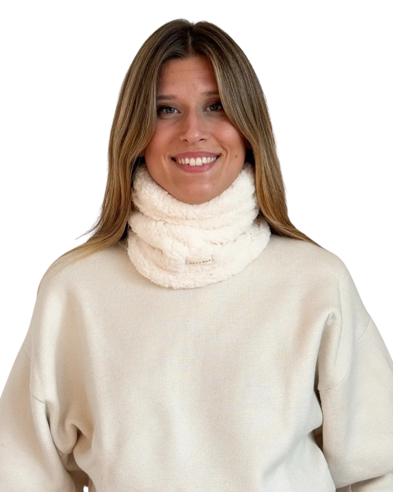 De La Mur BRAGFRIO Ivory Sherpa Neck Warmer Frio Myselflingerie.com