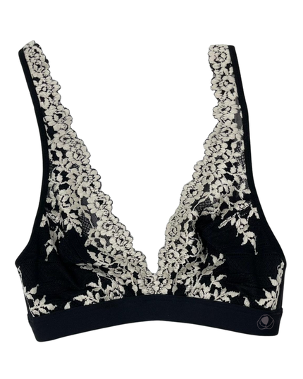Wacoal 852191 Embrace Lace Wire Free Bralette Myselflingerie.com