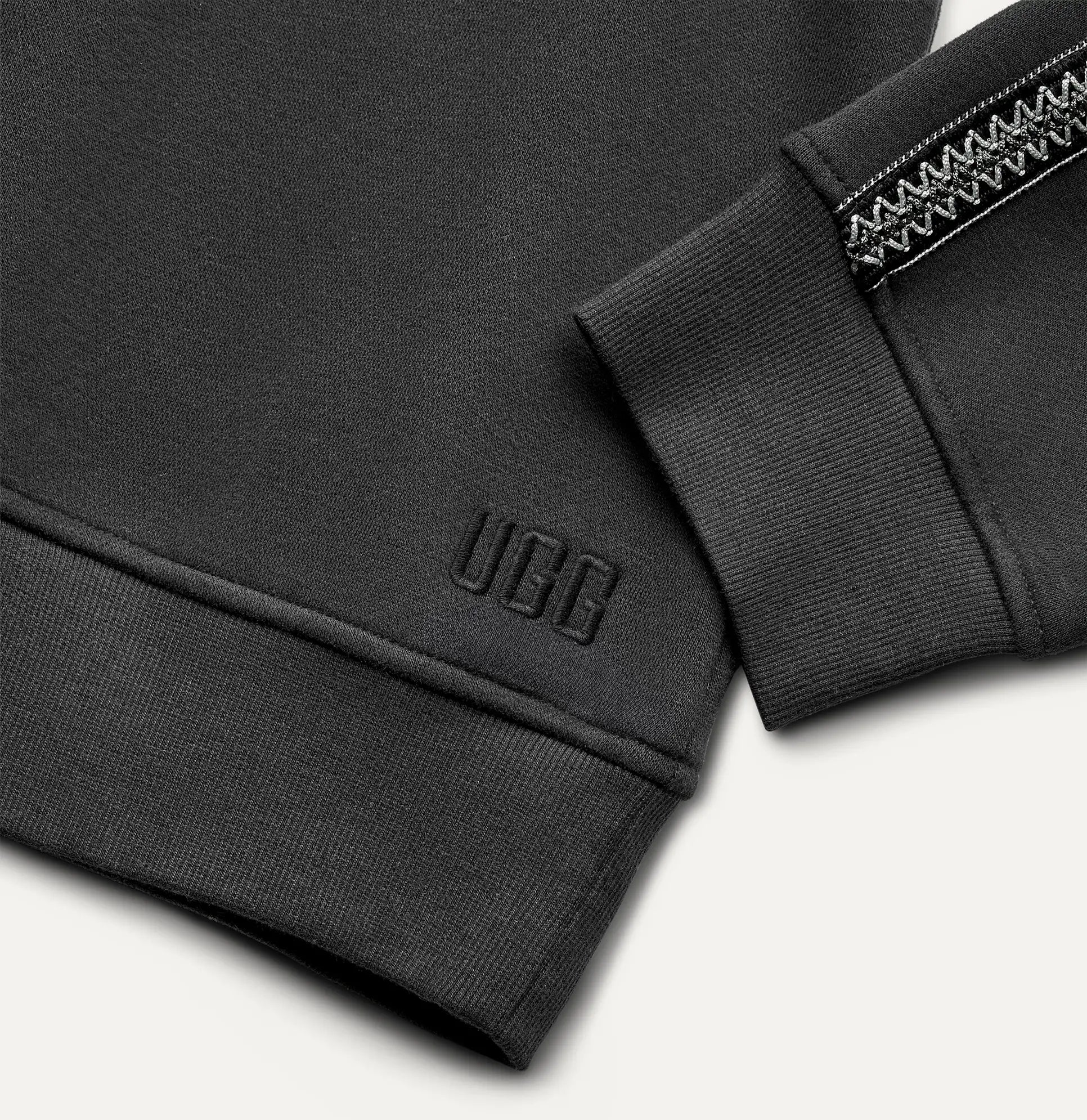 UGG 1172191 Tarr Men's Tasman Crewneck Sweater Myselflingerie.com