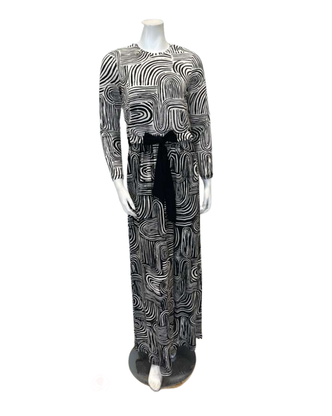 ORD Black and White Spiral Print Modal Nursing Nightgown Myselflingerie.com