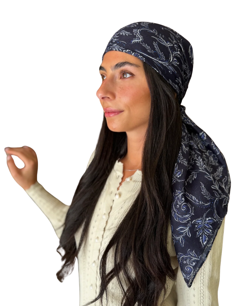 Scarf Bar Navy Motif Square Scarf with Invisible Grip