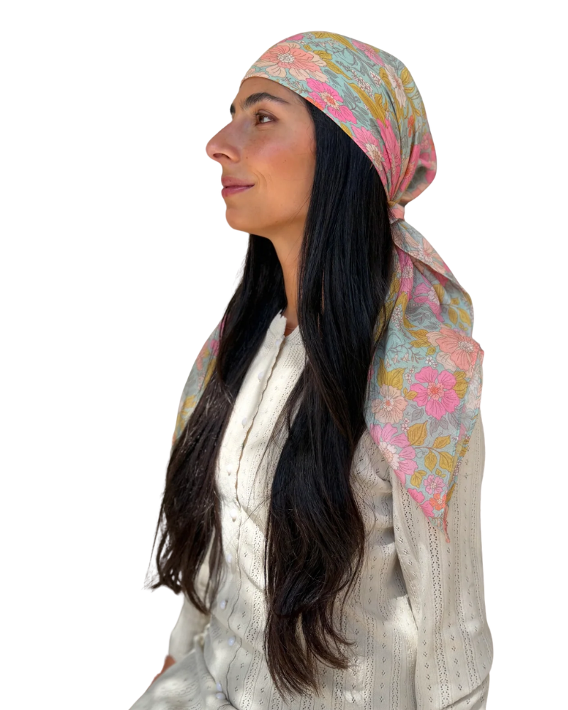 Scarf Bar Camellia Sky Square Scarf with Invisible Grip