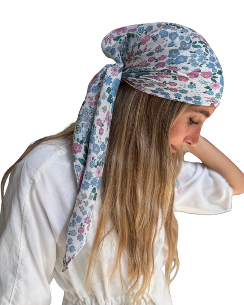 Scarf Bar Ditsy Meadow Square Scarf with Invisible Grip Myselflingerie.com