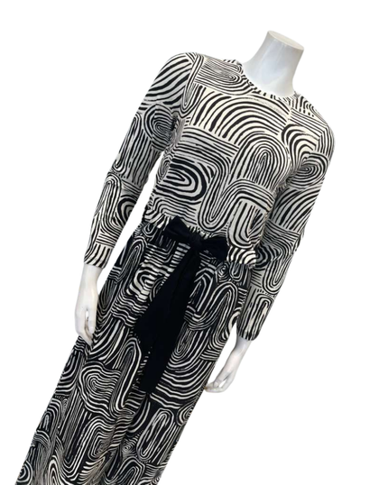 ORD Black and White Spiral Print Modal Nursing Nightgown Myselflingerie.com