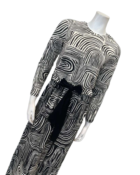 ORD Black and White Spiral Print Modal Nursing Nightgown Myselflingerie.com