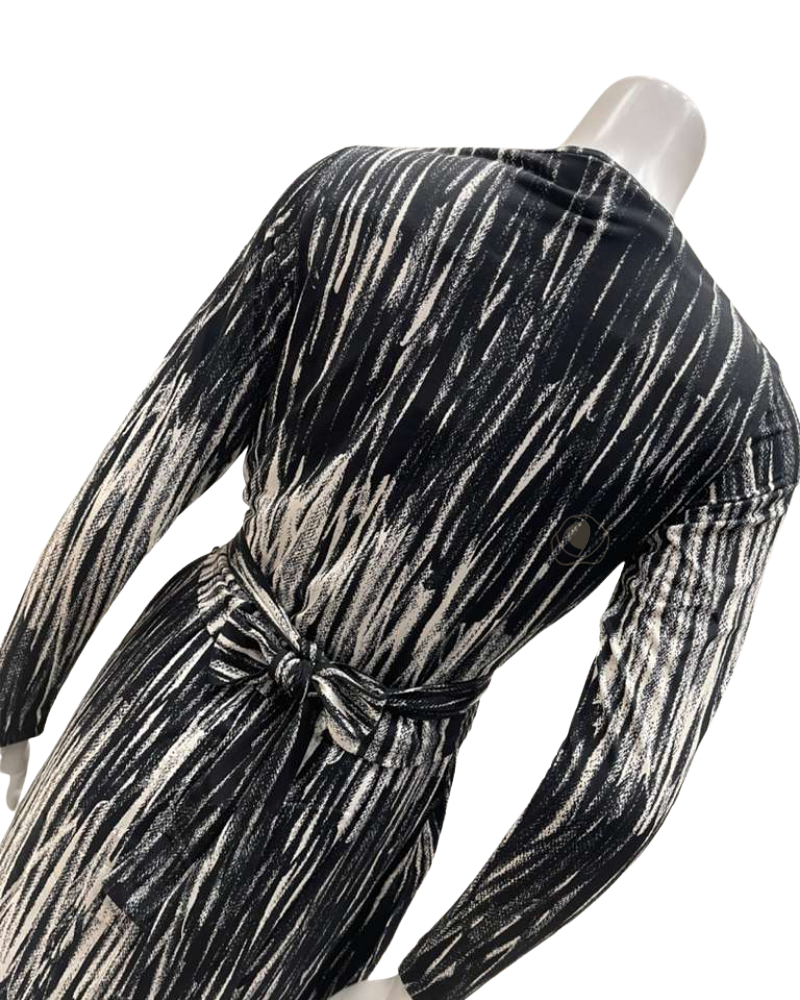 ORD DNP26115 + TRP26114 Black & White Tie-Up Top and Jumper Lounger Robe Set / Nursing Friendly Myselflingerie.com