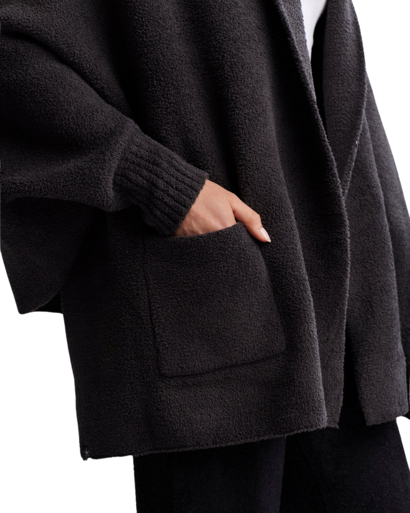 Barefoot Dreams BDWCC22102 Carbon CozyChic Blanket Wrap One Size Myselflingerie.com