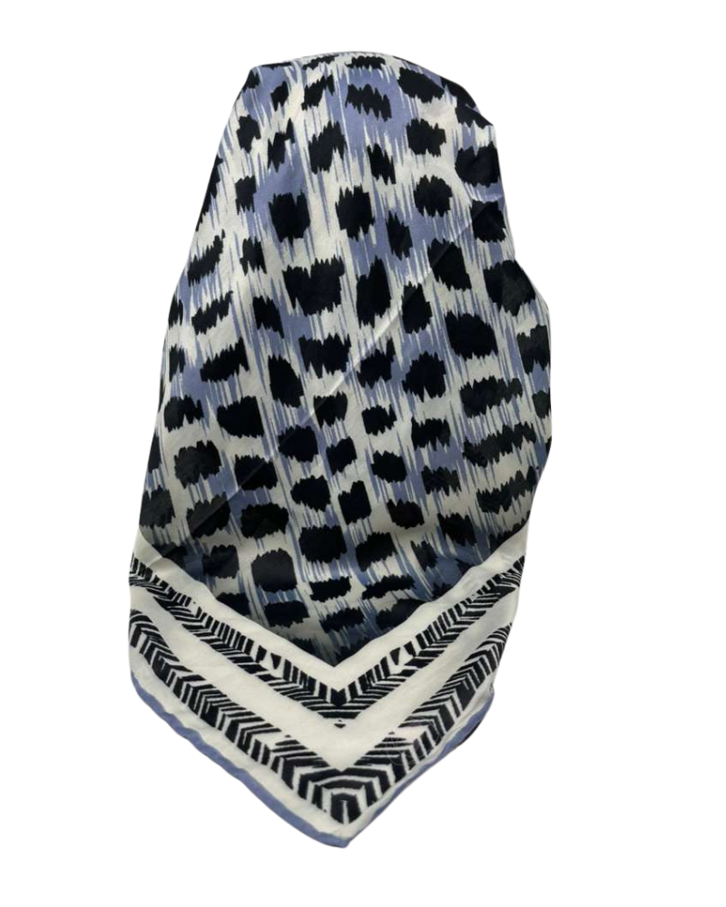 It's Younique Slate Blue/Cream Animal Spots Pre-Tied Open Back Bandanna with Velvet Grip