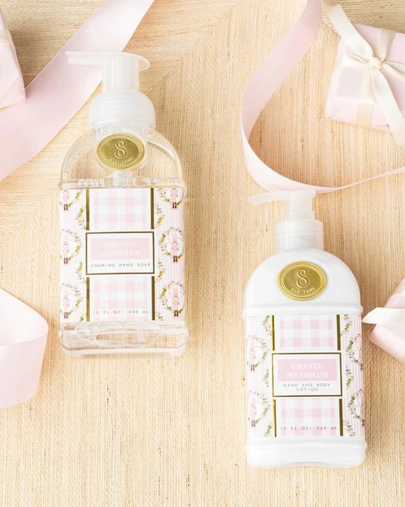 8 Oak Lane Frosted Sugarplum 300 ML Hand & Body Lotion