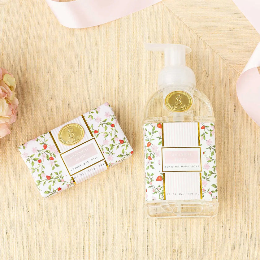 8 Oak Lane EFHSA-017 Botanical Berry 15 Oz Foaming Hand Soap Myselflingerie.com