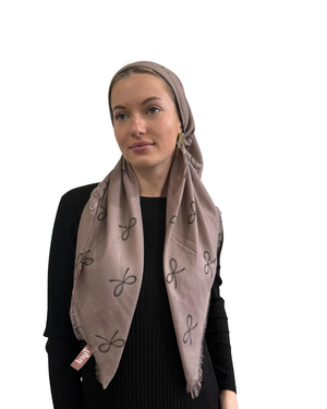 TYED Mocha Dainty Bow Triangle with Full Non Slip Grip