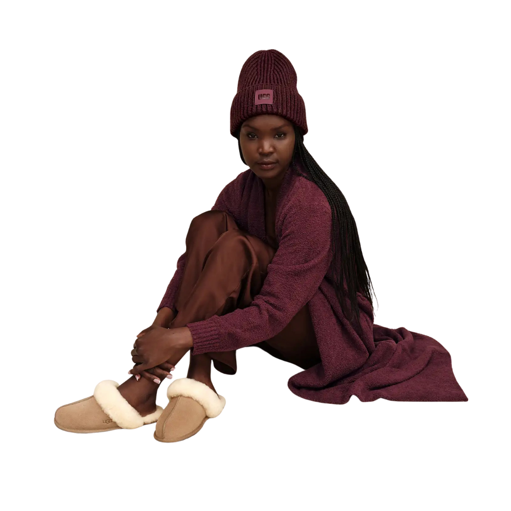 UGG 20061 Wild Grape Chunky Rib Knit Beanie with Logo Myselflingerie.com