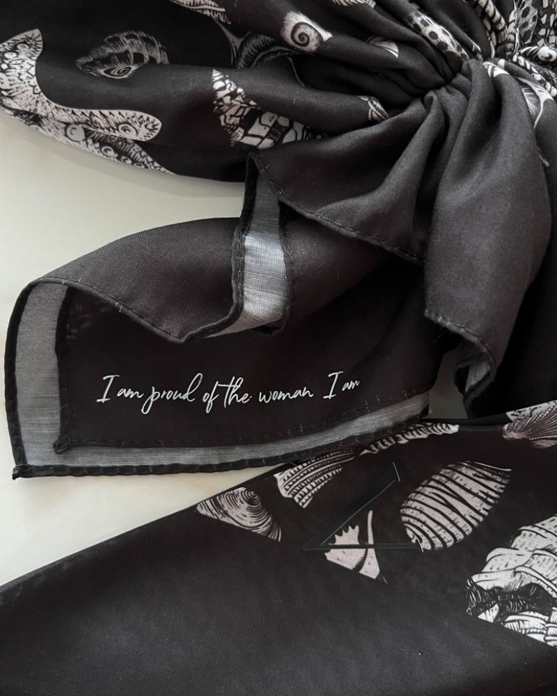 Valeri Seashell Medley Adjustable Pre-Tied Bandanna with Full Grip Myselflingerie.com