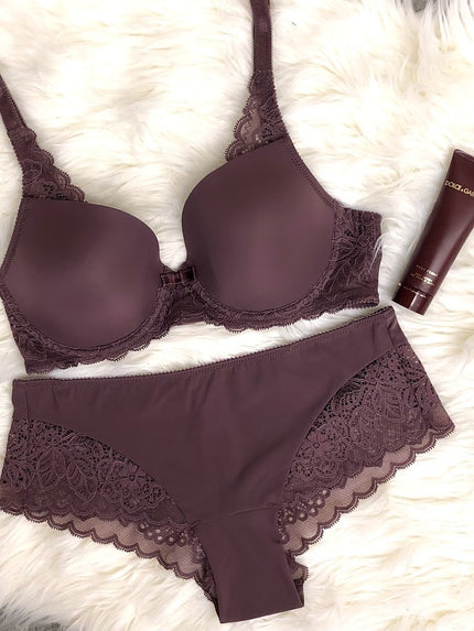 Triumph 11307 Amourette Spotlight Hipster myselflingerie.com