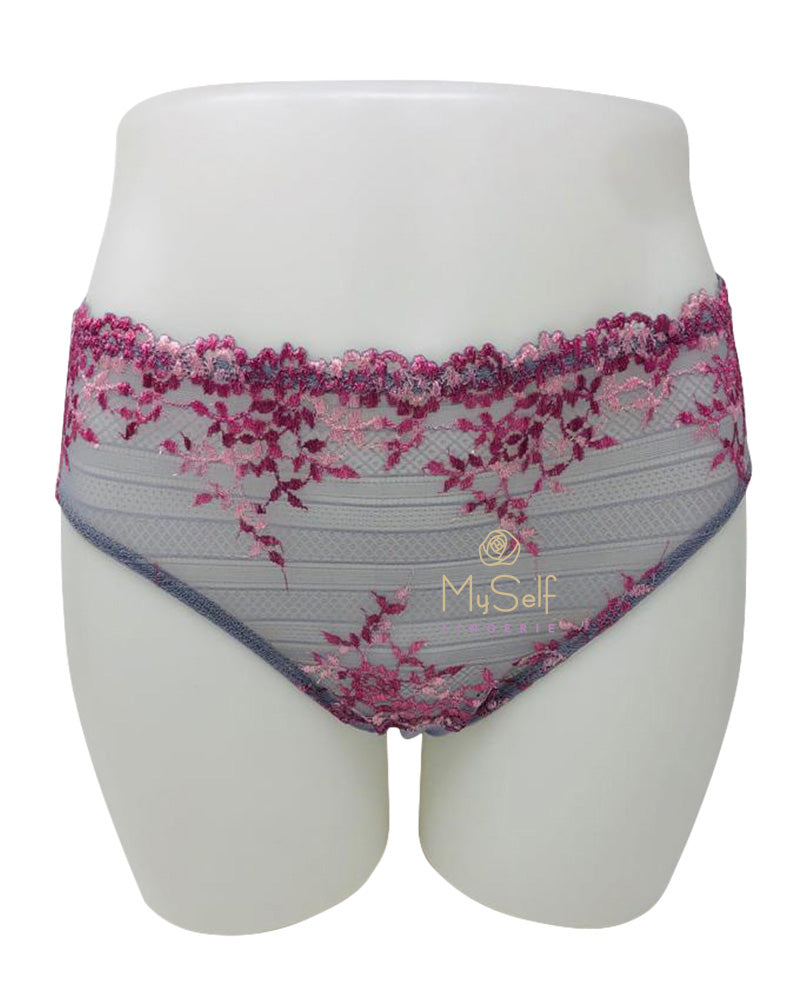 Wacoal 835275 Bralette with Removable Pads myselflingerie.com