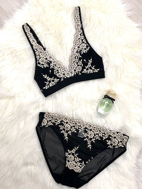 Wacoal 841191 Embrace Lace Hi Cut Brief myselflingerie.com